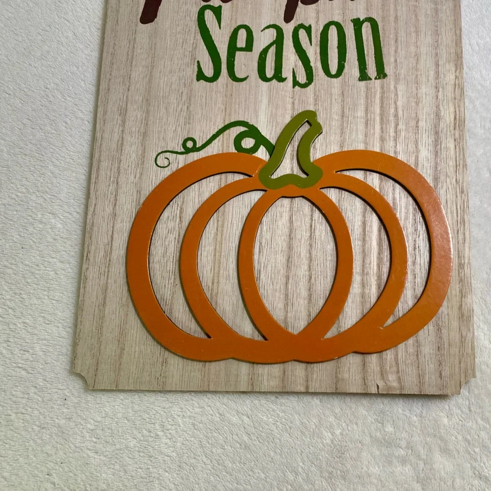 NWT It’s Pumpkin Season 3 D Pumpkin Hanging Wall Sign